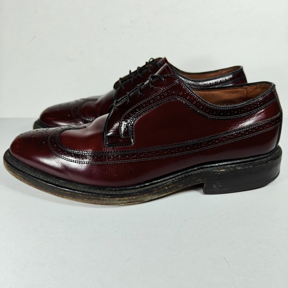 Allen Edmonds MacNeil Vintange Burgundy Leather Brogue Wingtip Dress Shoe Sz 8E - Picture 1 of 10